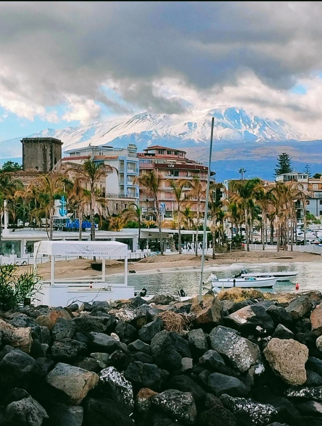Apartmán Janeta Panoramic Loft Giardini Naxos Exteriér fotografie